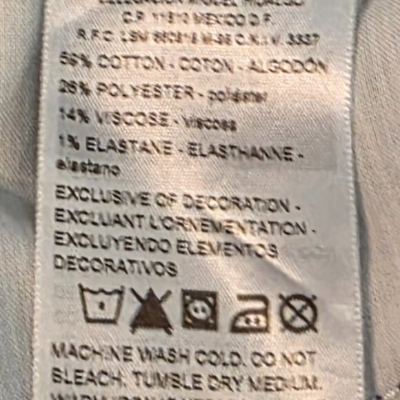 Levi's Denizen Mom Jeans, size 7, inseam is 25". - Picture 8 of 12